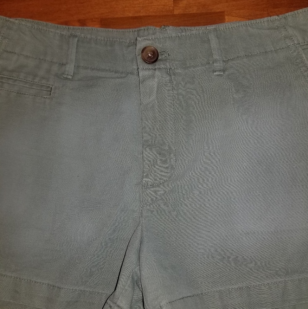 Gap 02 R Green Shorts 100% Cotton Size 6